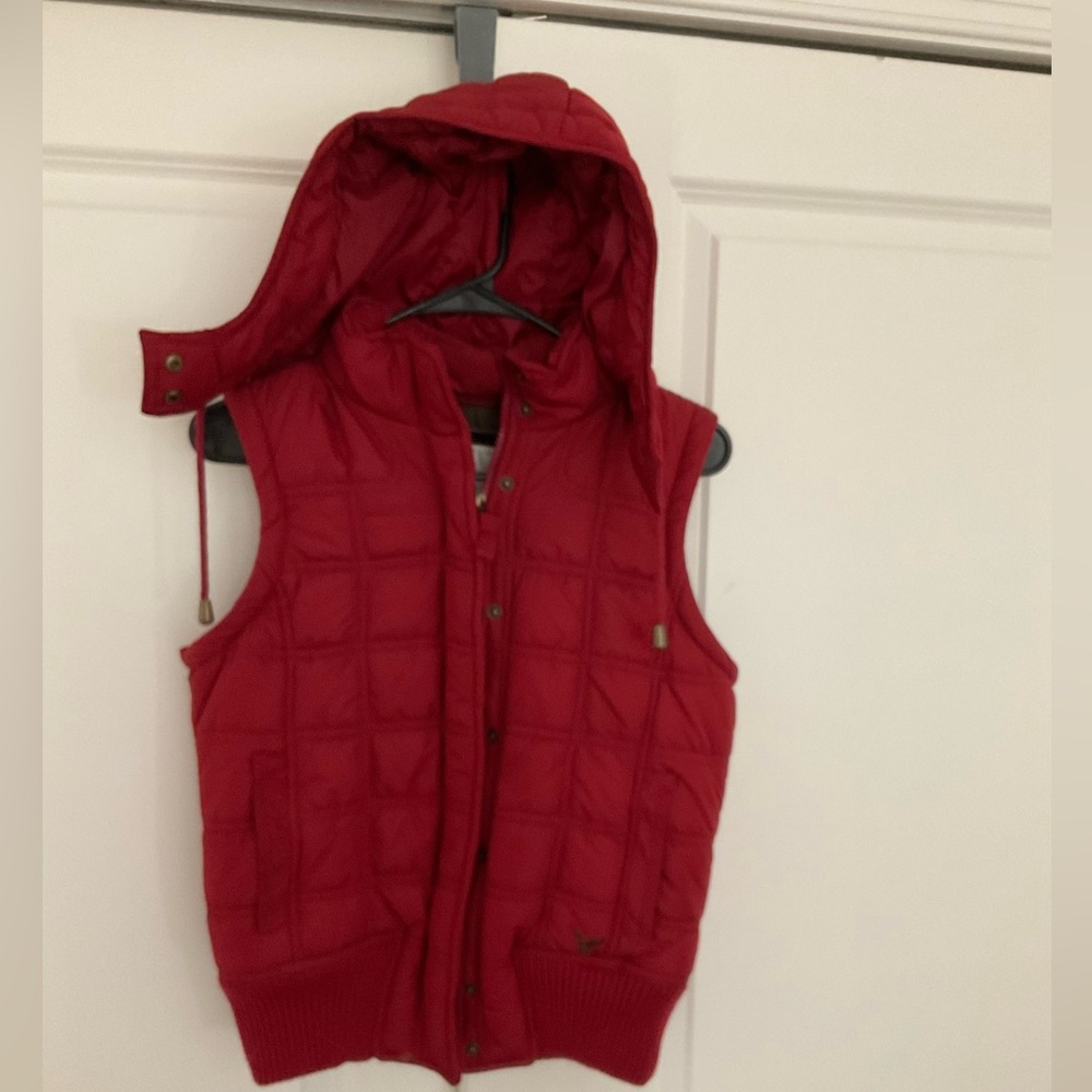 AE Puffer Vest